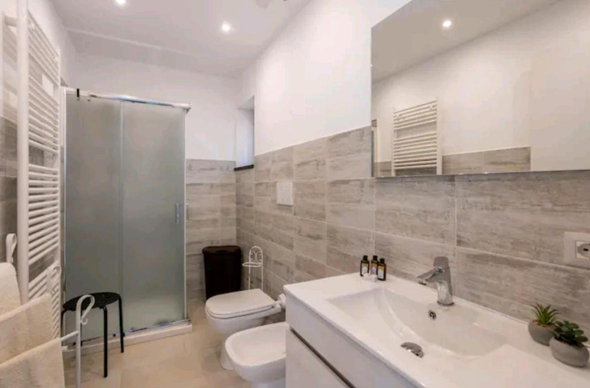Iris Home Camblione Quarto foto